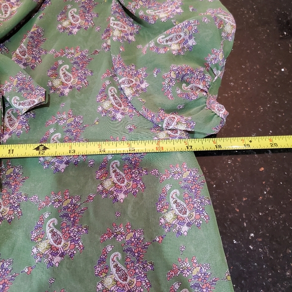 2 for 12$👈M. C. Green Sheer Top - Picture 4 of 8